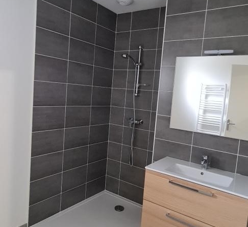 Alaia_Salle de bain02